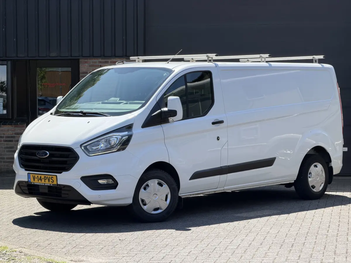 300 2.0 TDCI L2H1 Limited 130 PK Carplay Navi Stoelverwarming 2800Kg Trekgewicht