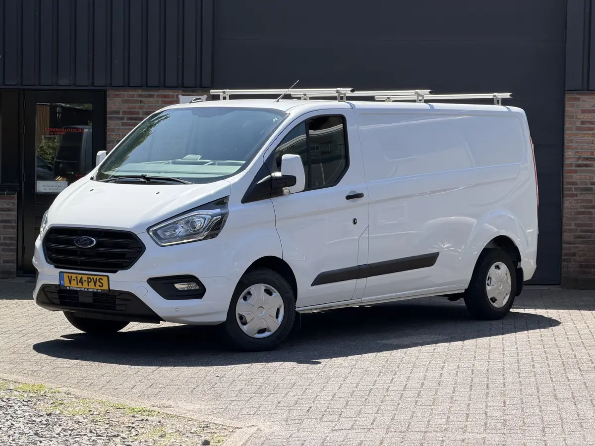300 2.0 TDCI L2H1 Limited 130 PK Carplay Navi Stoelverwarming 2800Kg Trekgewicht
