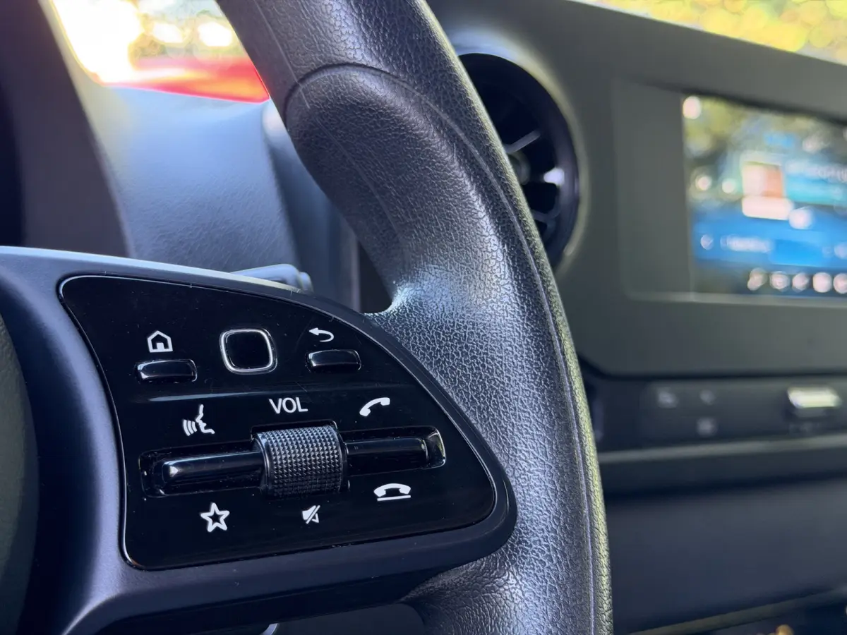 verkocht !!! 317 1.9 CDI L2H2 Automaat Cruise Carplay Camera Stoelverwarming trekhaak  zide steps 170 PK