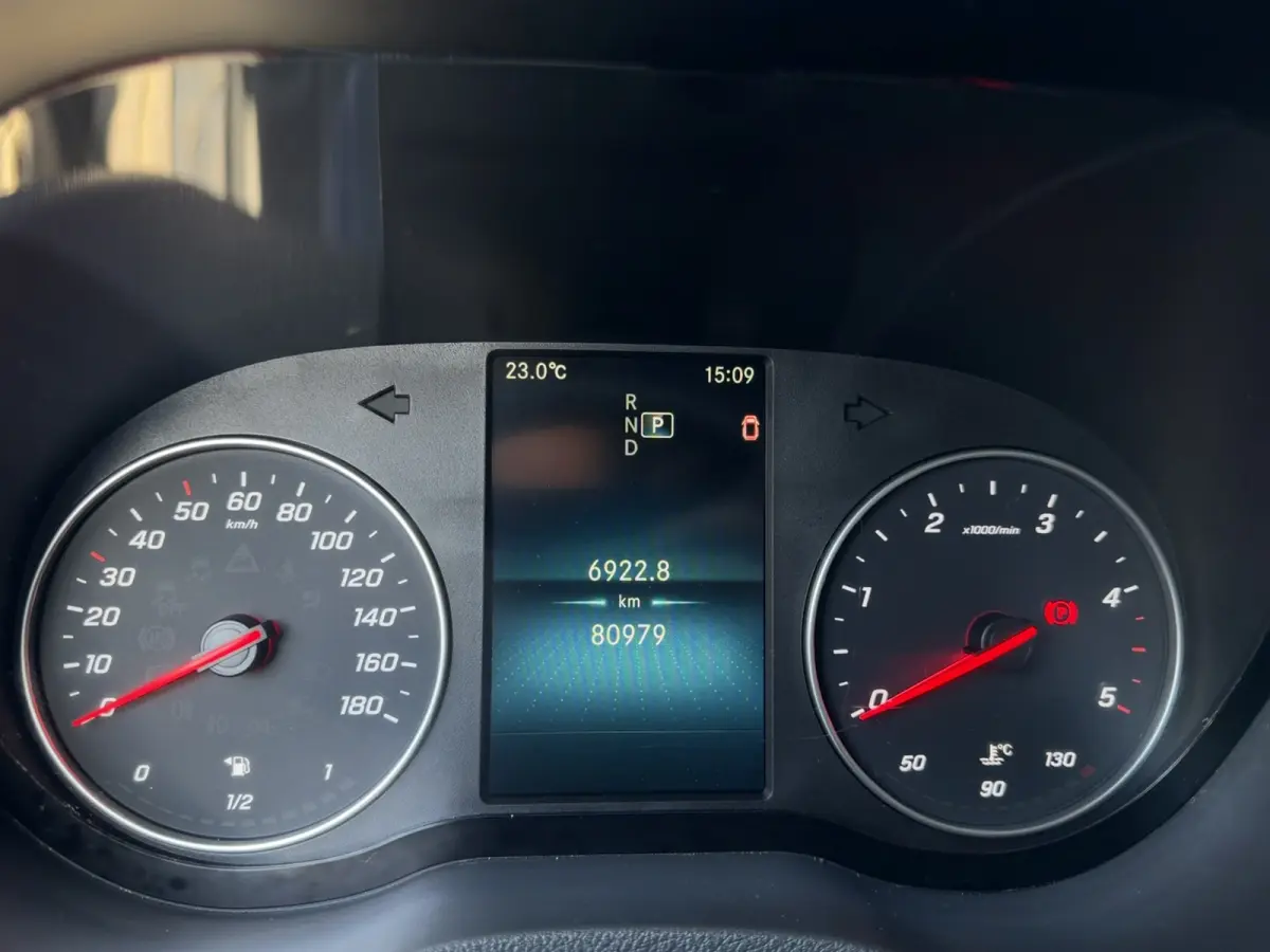 verkocht !!! 317 1.9 CDI L2H2 Automaat Cruise Carplay Camera Stoelverwarming trekhaak  zide steps 170 PK