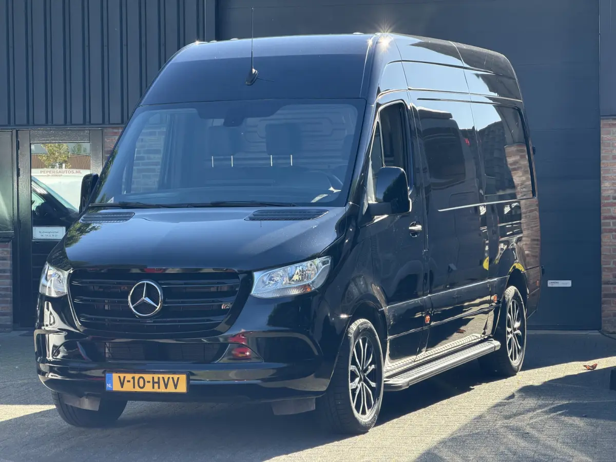 verkocht !!! 317 1.9 CDI L2H2 Automaat Cruise Carplay Camera Stoelverwarming trekhaak  zide steps 170 PK