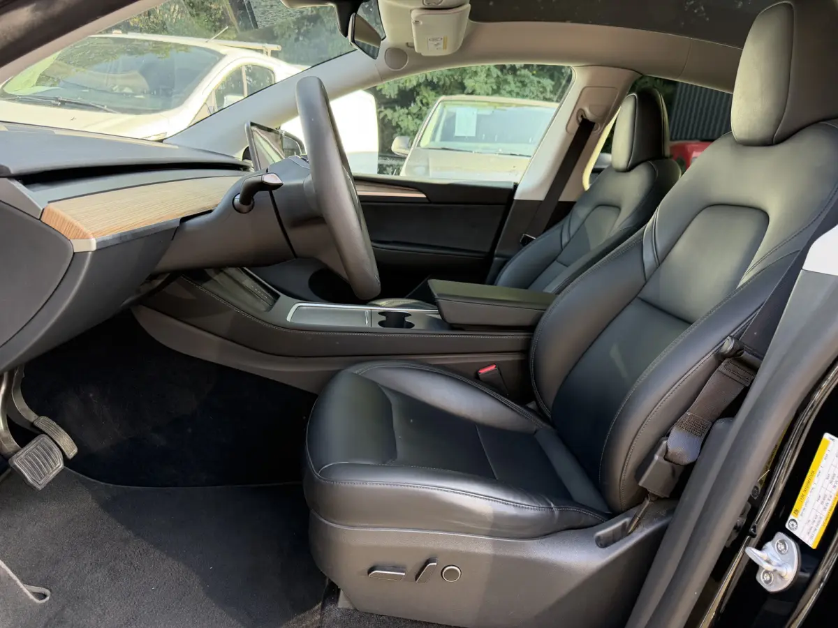 VERKOCHT !!! Long Range AWD 75 kWh 92% SoH | Afn. Trekhaak | Autopilot | 1e Eigenaar BTW