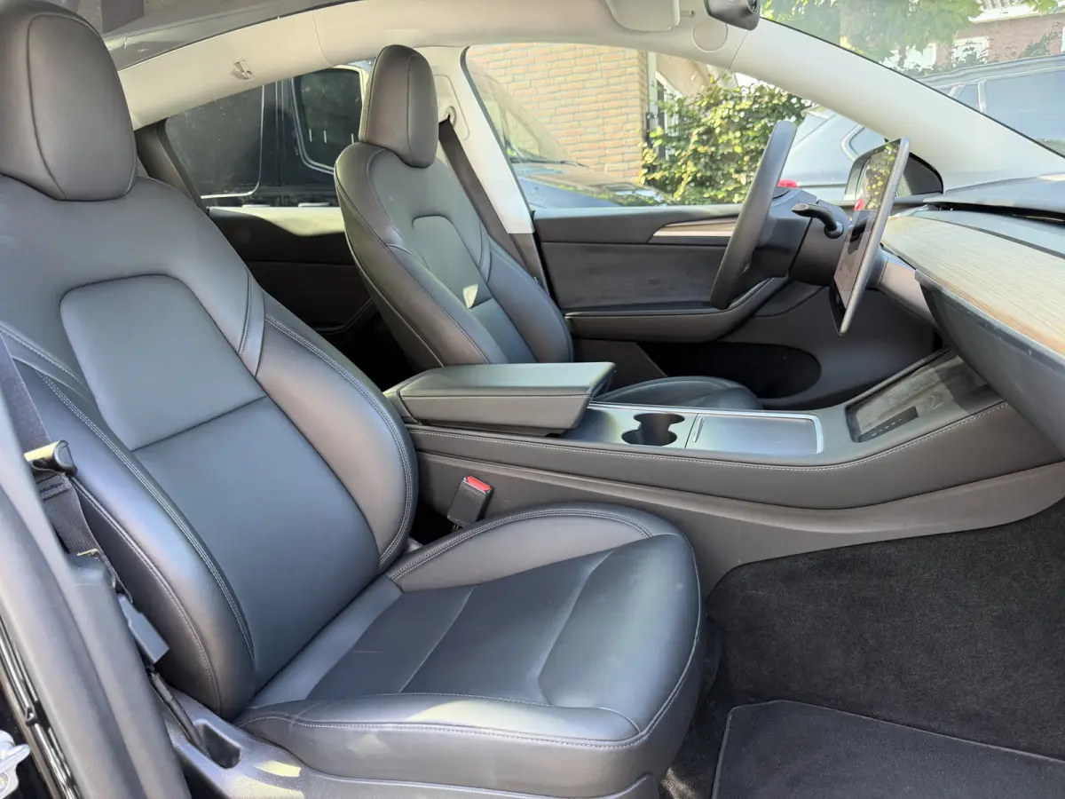 VERKOCHT !!! Long Range AWD 75 kWh 92% SoH | Afn. Trekhaak | Autopilot | 1e Eigenaar BTW