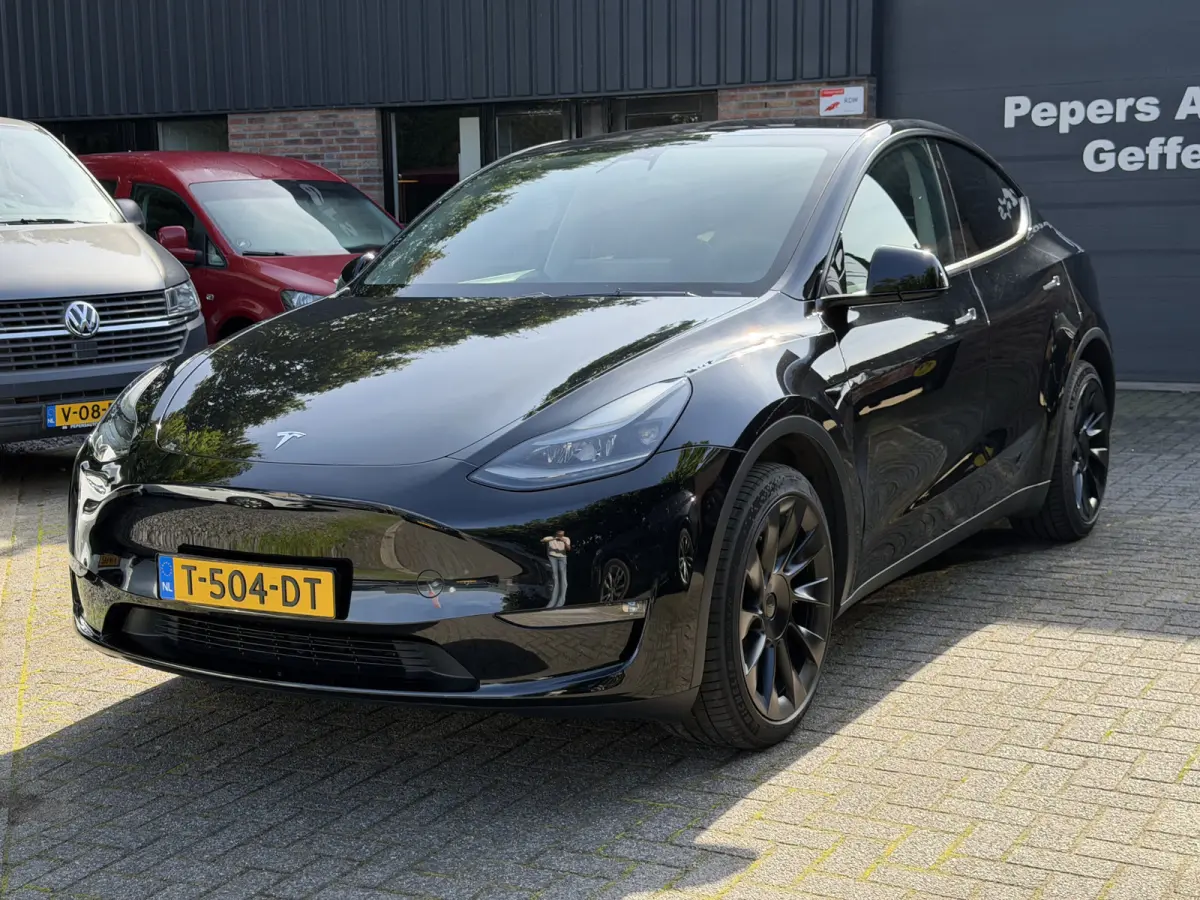 VERKOCHT !!! Long Range AWD 75 kWh 92% SoH | Afn. Trekhaak | Autopilot | 1e Eigenaar BTW