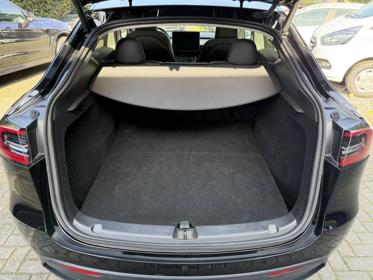 VERKOCHT !!! Long Range AWD 75 kWh 92% SoH | Afn. Trekhaak | Autopilot | 1e Eigenaar BTW