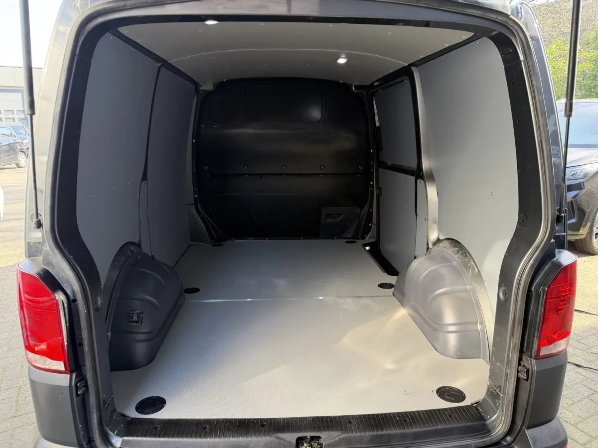 2.0 TDI L1H1 Automaat 200PK DSG Adap. Cruise 2500KG Trekgewicht Airco Stoelverwarming Euro 6