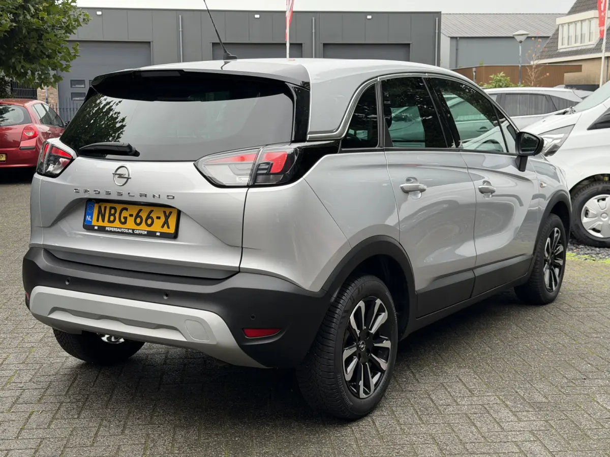 1.2 Turbo AGR-comfortstoel | Half Leder | Navi | Carplay | Camera | Chrome pakket