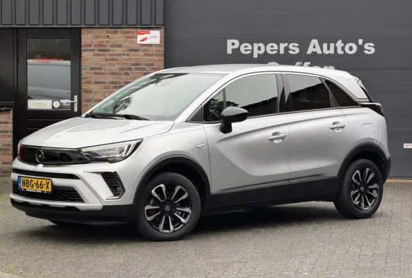 1.2 Turbo AGR-comfortstoel | Half Leder | Navi | Carplay | Camera | Chrome pakket