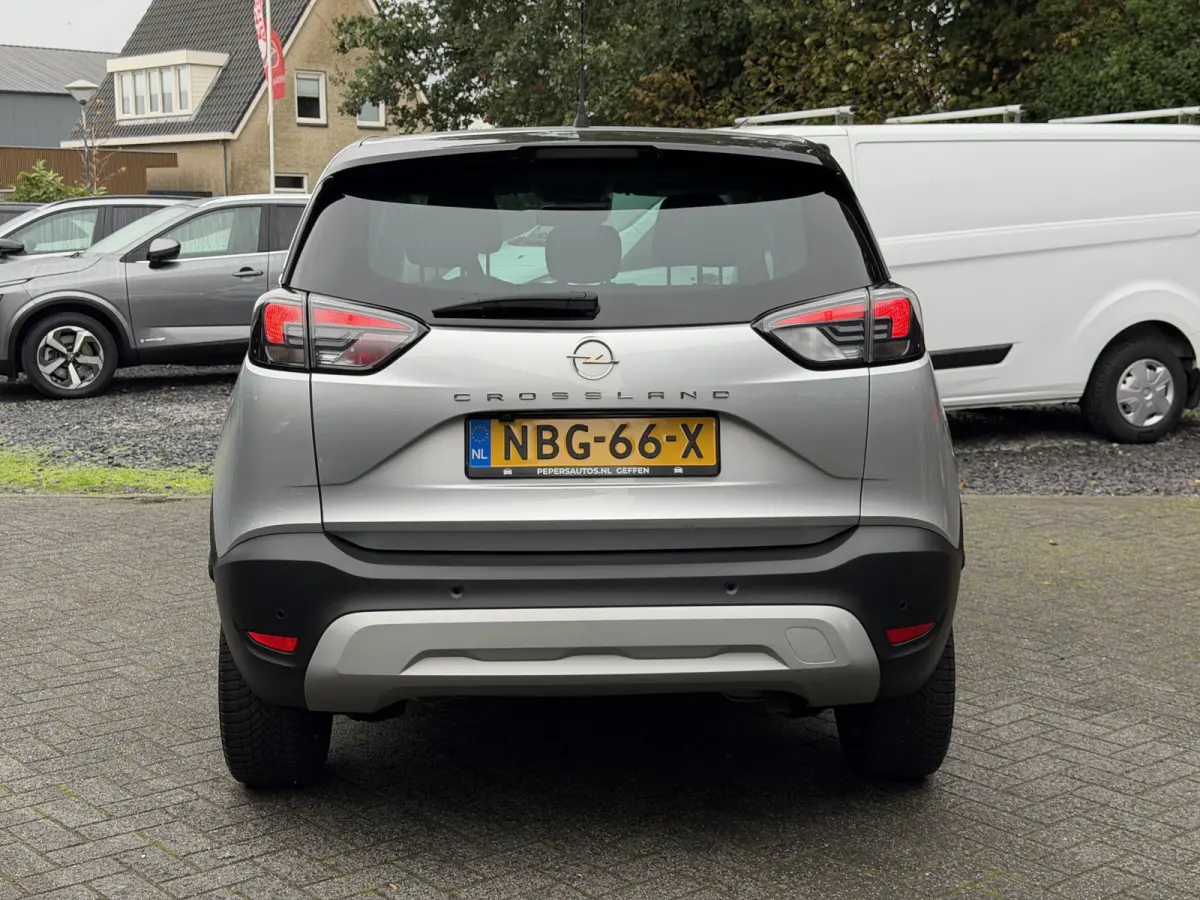 1.2 Turbo AGR-comfortstoel | Half Leder | Navi | Carplay | Camera | Chrome pakket