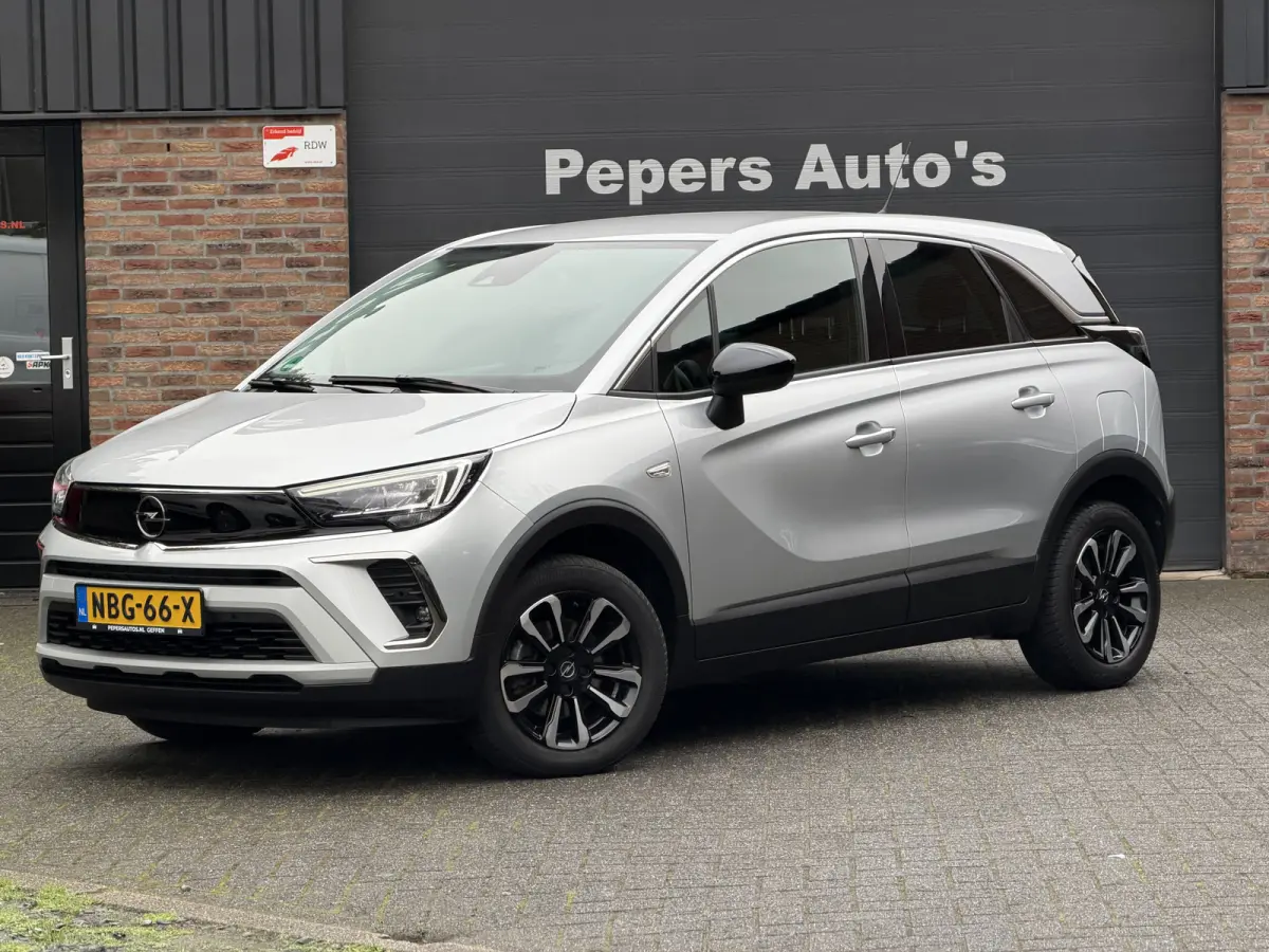 1.2 Turbo AGR-comfortstoel | Half Leder | Navi | Carplay | Camera | Chrome pakket
