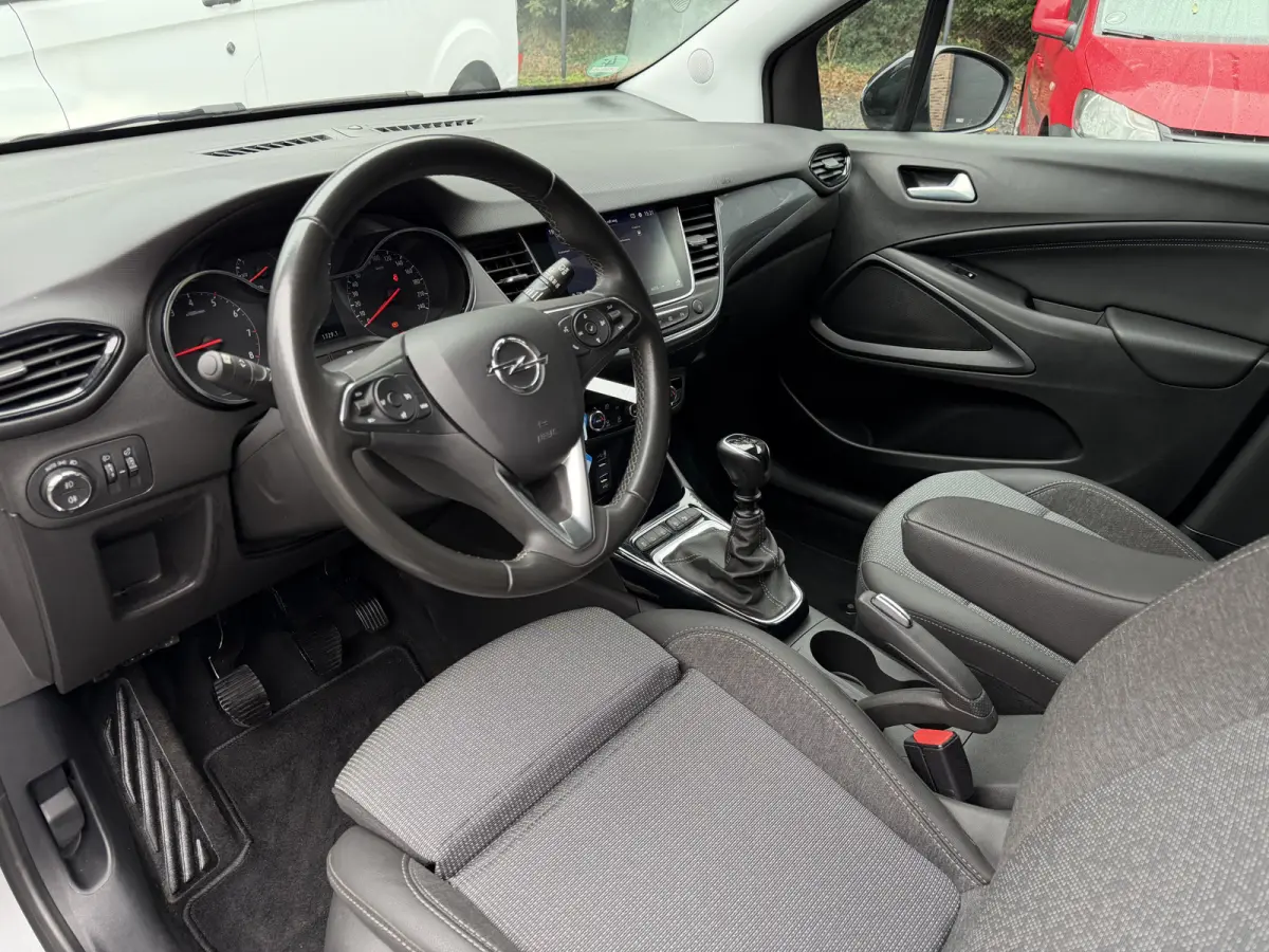 1.2 Turbo AGR-comfortstoel | Half Leder | Navi | Carplay | Camera | Chrome pakket