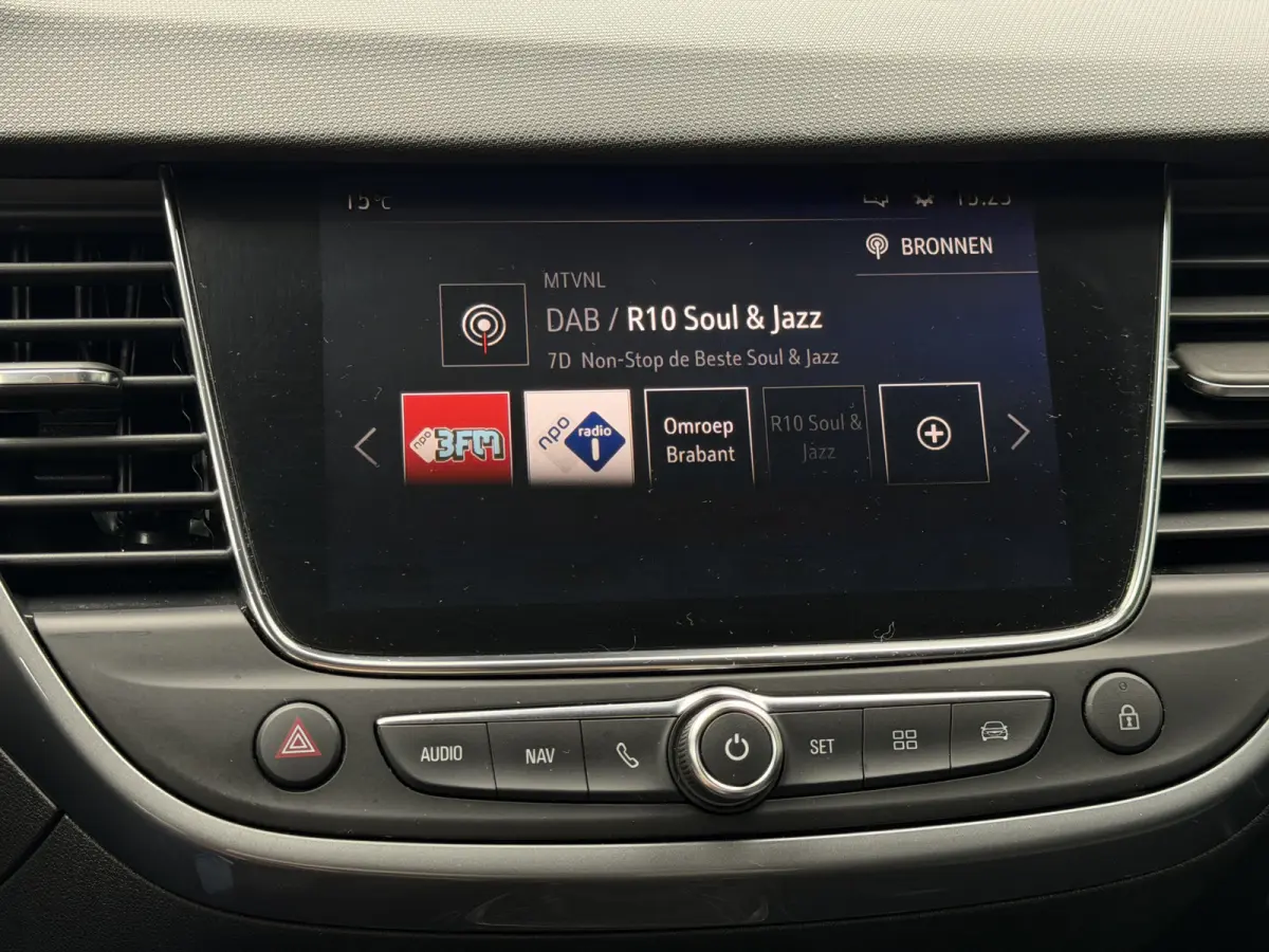 1.2 Turbo AGR-comfortstoel | Half Leder | Navi | Carplay | Camera | Chrome pakket