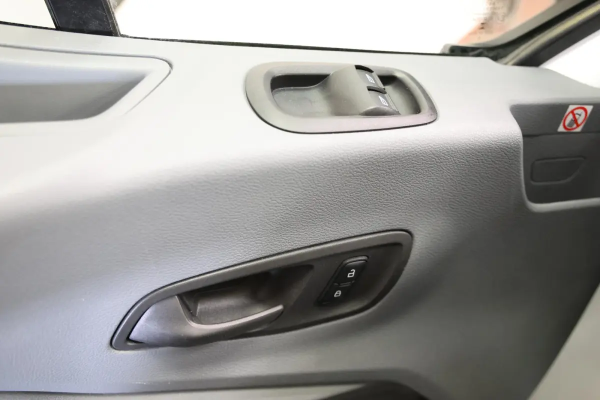 2.0 TDCI BAKWAGEN MET LAADKLEP EURO 6
