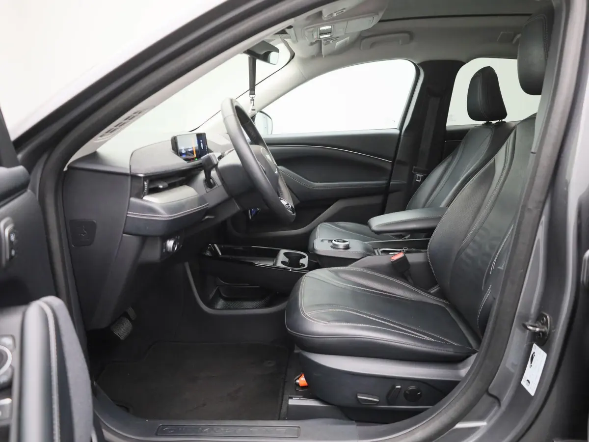 Extended Premium RWD 98 kWh Panorama dak | Elektrische Achterklep