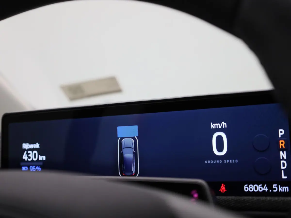 Extended Premium RWD 98 kWh Panorama dak | Elektrische Achterklep