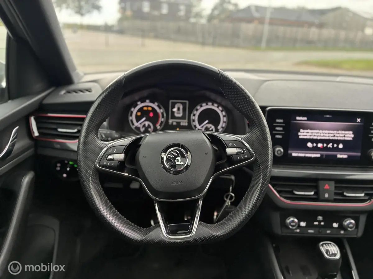 1.0 TSI Sport Business