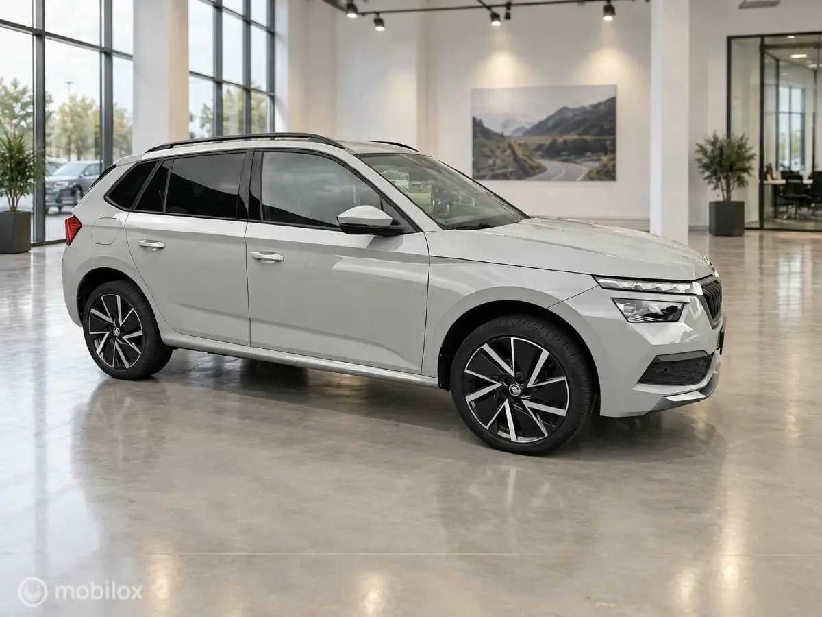 1.0 TSI Sport Business