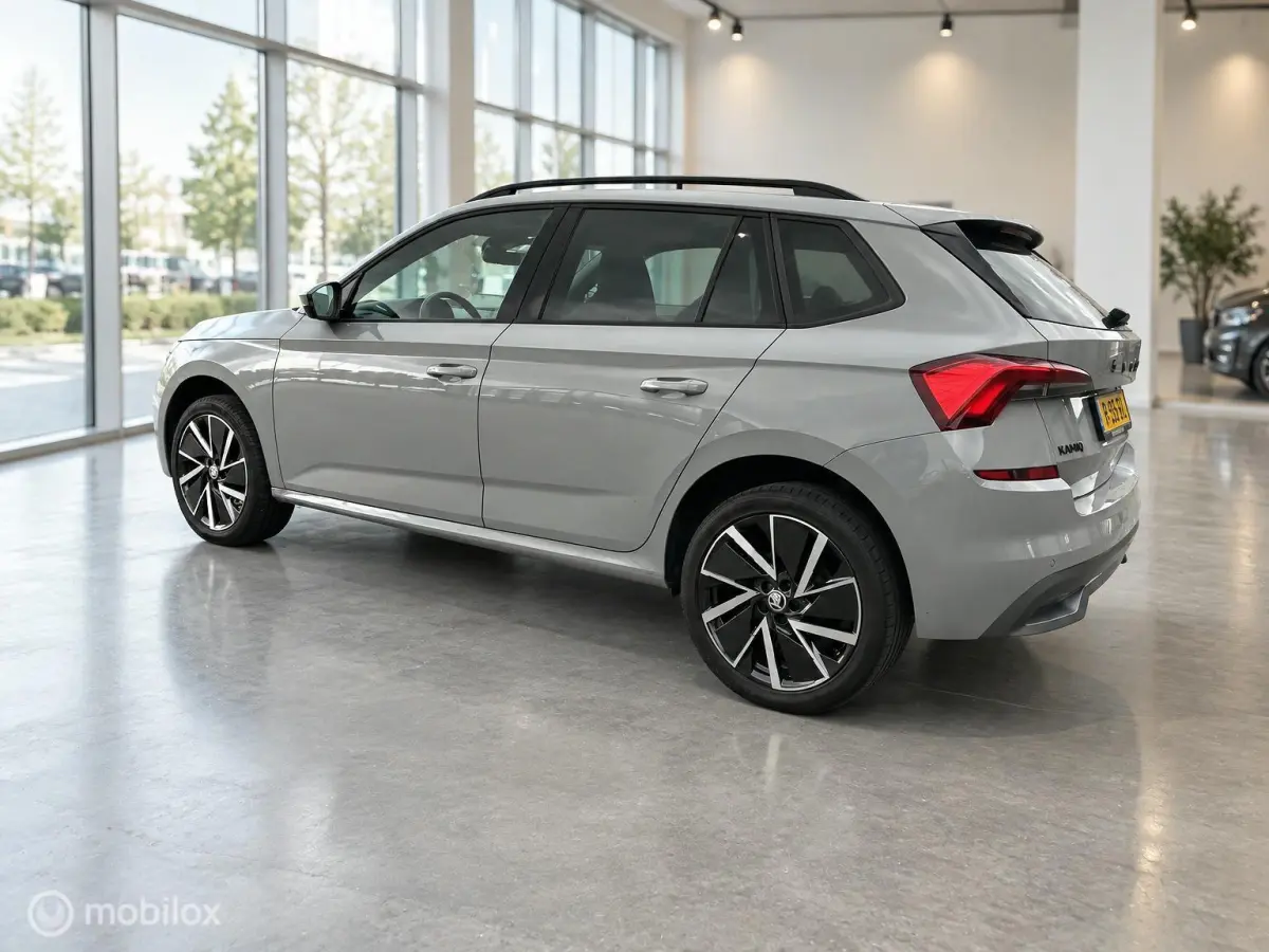 1.0 TSI Sport Business