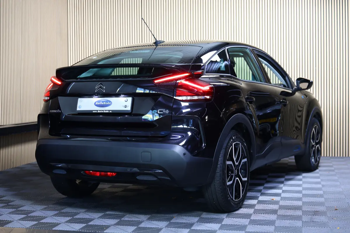 Shine 50 kWh CARPLAY CLIMA CAMERA NAVI VIRTUAL CRUISE LANE STOELVW '21