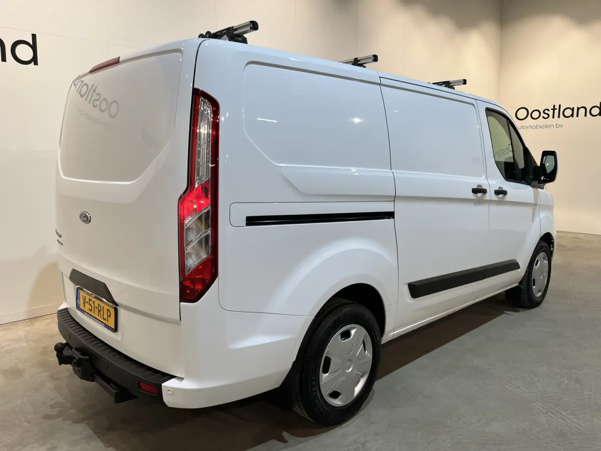 320 2.0 TDCI L1H1 Trend 130 PK / Euro 6 / Airco / Cruise Control / Trekhaak / PDC / Klep / 3-Zits / 58.200 KM !!