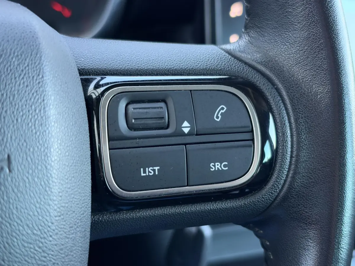 1.2 PureTech S&S Shine 1e Eigenaar|Navi|Carplay|Trekhaak|D-riem vv in 2025|Clima|Cruise|PDC|Goed Onderhouden|Nieuwe APK bij Aflevering