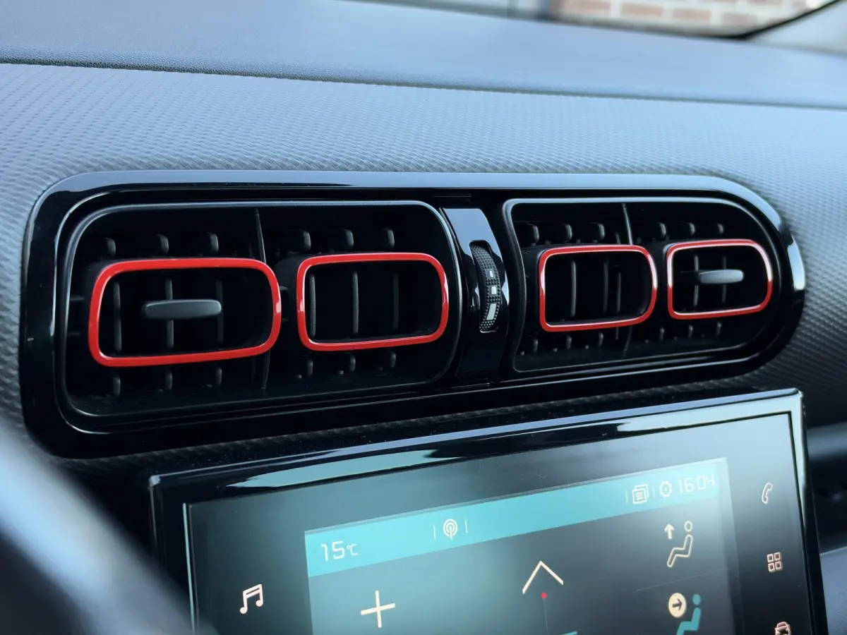 1.2 PureTech S&S Shine 1e Eigenaar|Navi|Carplay|Trekhaak|D-riem vv in 2025|Clima|Cruise|PDC|Goed Onderhouden|Nieuwe APK bij Aflevering