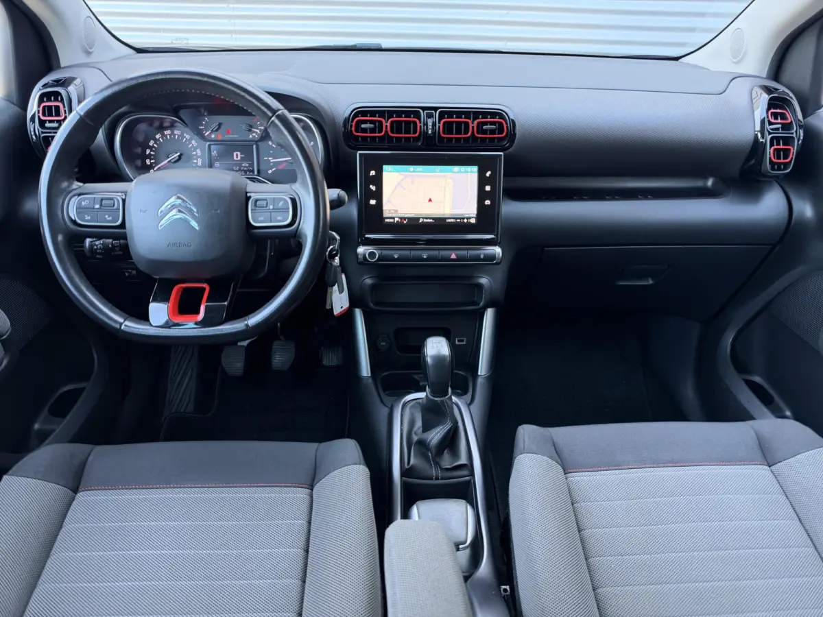 1.2 PureTech S&S Shine 1e Eigenaar|Navi|Carplay|Trekhaak|D-riem vv in 2025|Clima|Cruise|PDC|Goed Onderhouden|Nieuwe APK bij Aflevering