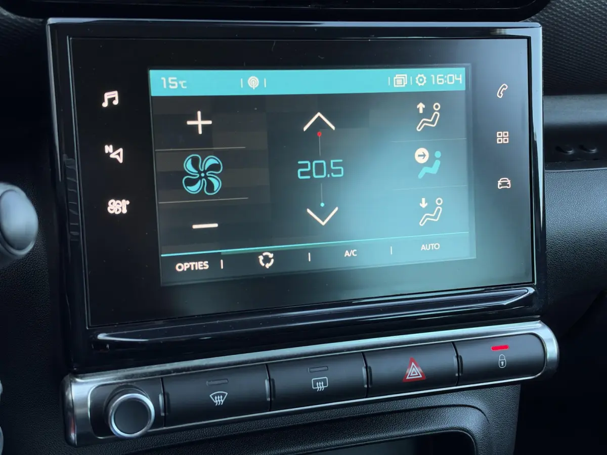 1.2 PureTech S&S Shine 1e Eigenaar|Navi|Carplay|Trekhaak|D-riem vv in 2025|Clima|Cruise|PDC|Goed Onderhouden|Nieuwe APK bij Aflevering