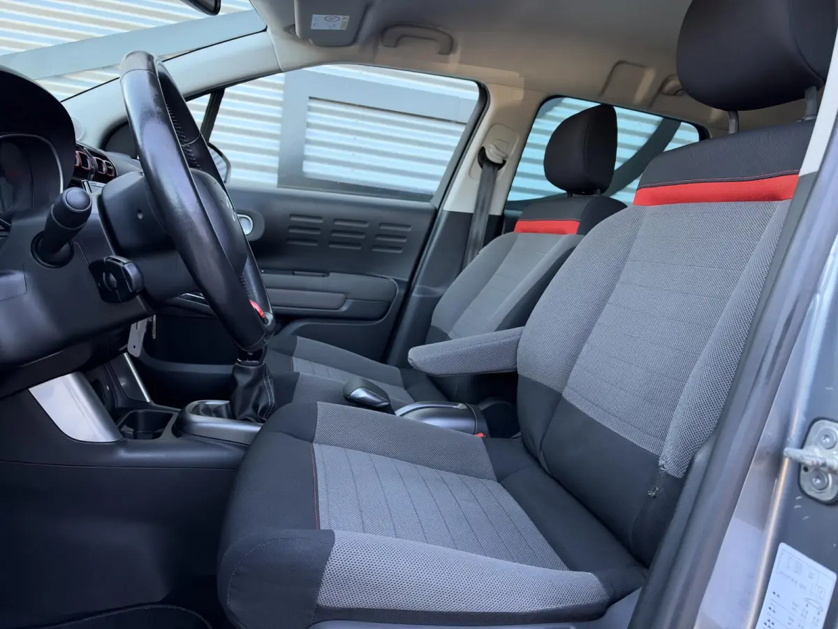 1.2 PureTech S&S Shine 1e Eigenaar|Navi|Carplay|Trekhaak|D-riem vv in 2025|Clima|Cruise|PDC|Goed Onderhouden|Nieuwe APK bij Aflevering