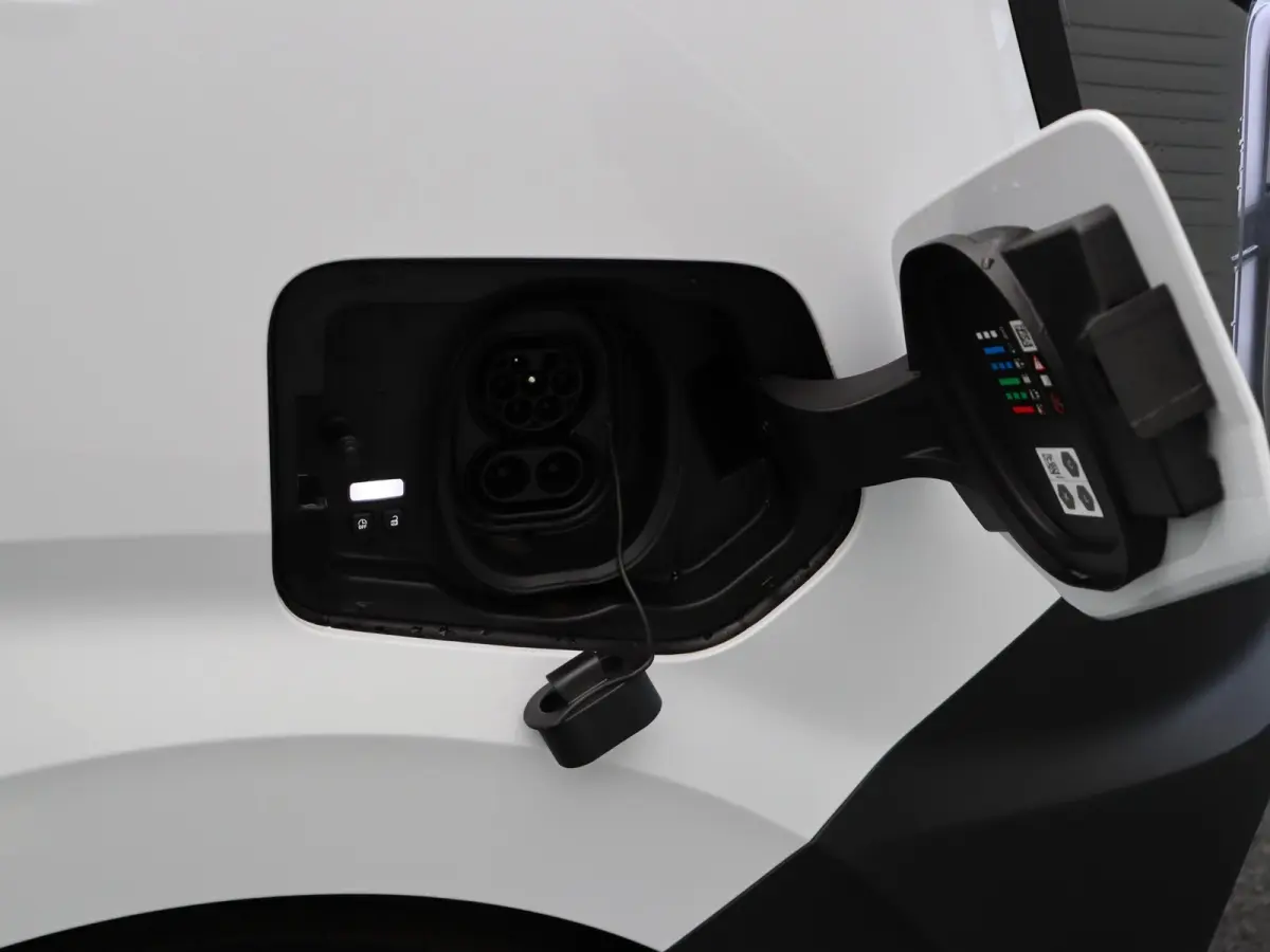 T35 L2H2 Extra long range 87 kWh | Achteruitrijcamera | C-Shape LED dagrijverlichting | Elektronisch geregelde airconditioning |