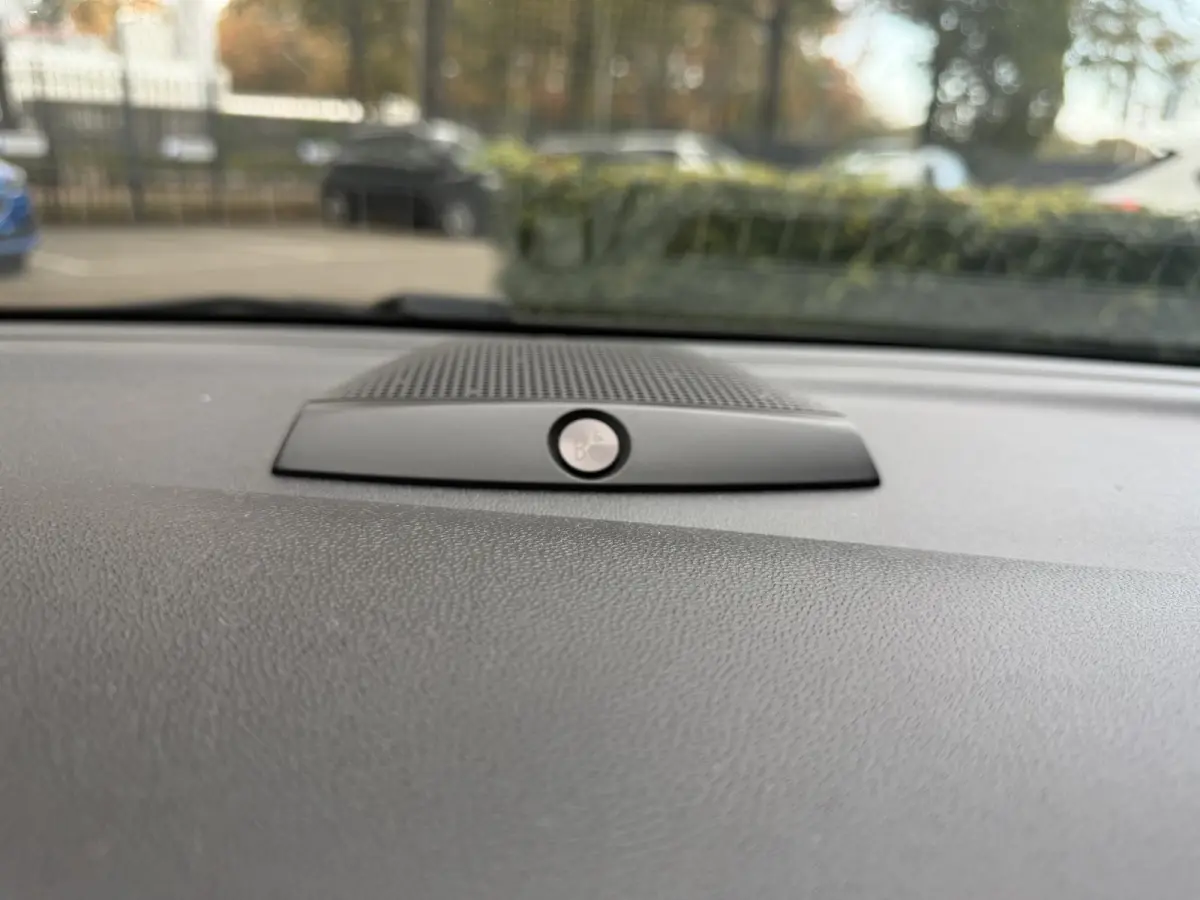 1.0 EcoBoost ST-Line X | WORDT VERWACHT | ACHTERUITRIJCAMERA | BANG & OLUFSEN | STOELVERWARMING | STUURWIELVERWARMING | CLIMATE CONTROL | CRUISE CONTROL | APPLE CARPLAY - ANDROID AUTO |
