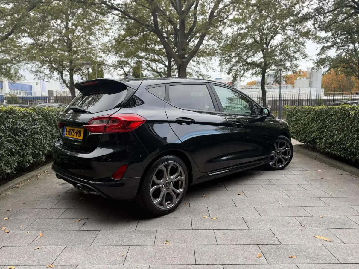 1.0 EcoBoost ST-Line X | WORDT VERWACHT | ACHTERUITRIJCAMERA | BANG & OLUFSEN | STOELVERWARMING | STUURWIELVERWARMING | CLIMATE CONTROL | CRUISE CONTROL | APPLE CARPLAY - ANDROID AUTO |