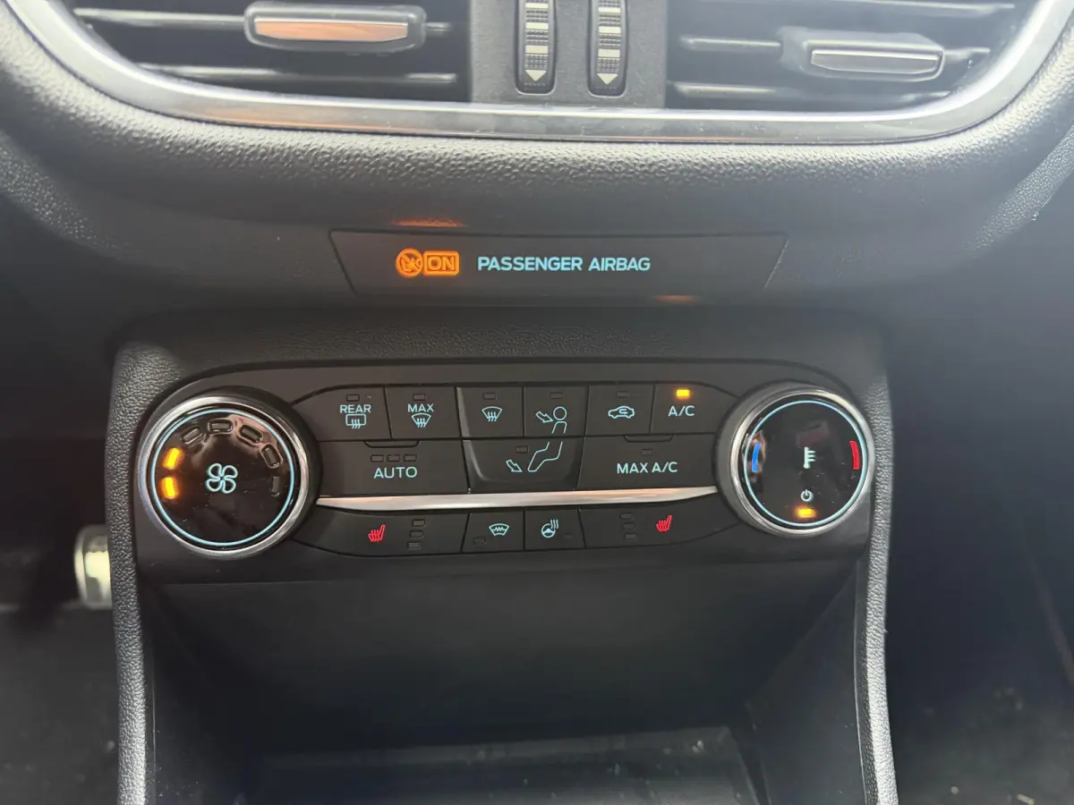 1.0 EcoBoost ST-Line X | WORDT VERWACHT | ACHTERUITRIJCAMERA | BANG & OLUFSEN | STOELVERWARMING | STUURWIELVERWARMING | CLIMATE CONTROL | CRUISE CONTROL | APPLE CARPLAY - ANDROID AUTO |