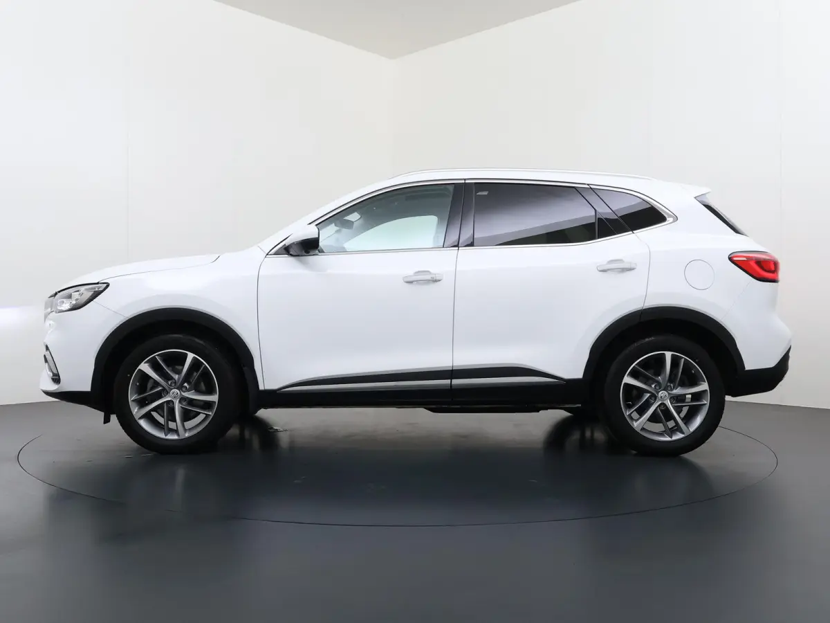 1.5 TGDI Luxury | PHEV | MEGA COMPLEET! | COMPLETE HISTORIE AANWEZIG | FABRIEKSGARANTIE T/M 3-2030 | 52km WLTP ELECTR RIJBEREIK, TOTAAL RIJBEREIK TOT 1.000km!