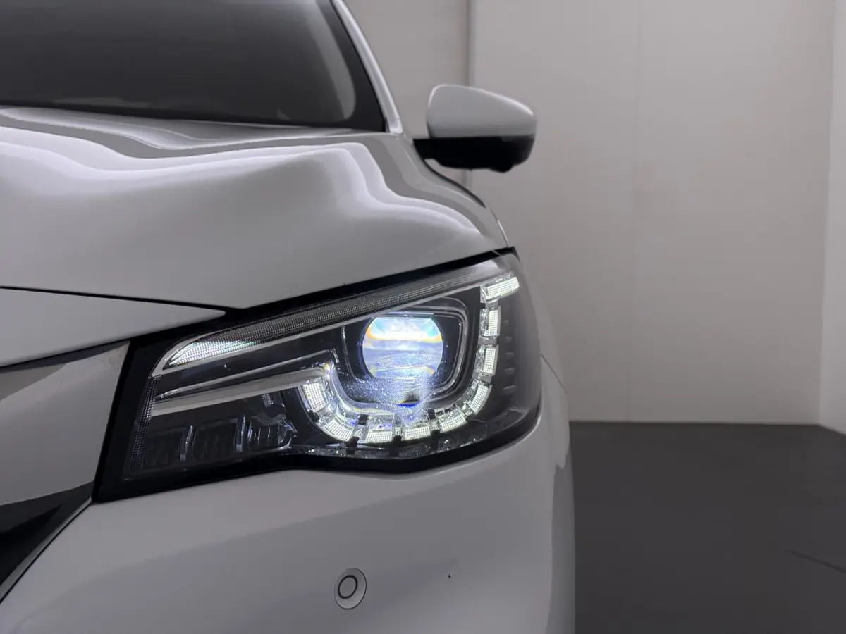 1.5 TGDI Luxury | PHEV | MEGA COMPLEET! | COMPLETE HISTORIE AANWEZIG | FABRIEKSGARANTIE T/M 3-2030 | 52km WLTP ELECTR RIJBEREIK, TOTAAL RIJBEREIK TOT 1.000km!