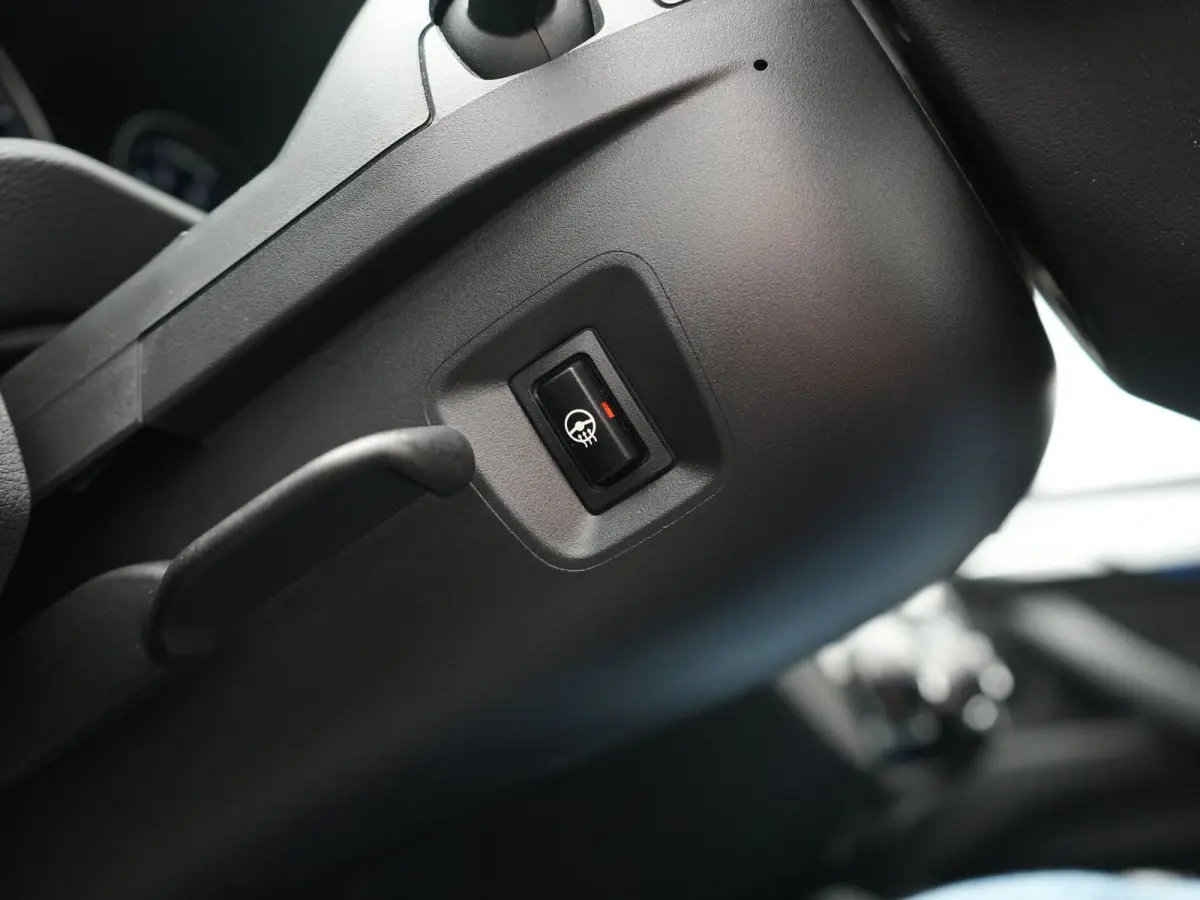 xDrive25e Advantage PHEV 221pk Dealer O.H | SOH 87,9% | Trekhaak Afn. | Adaptive Cruise | Head Up | Camera | Sportstoelen Memory & Verwarmd | Stuur Verwarmd | Sfeerverlichting | Navigatie | 
