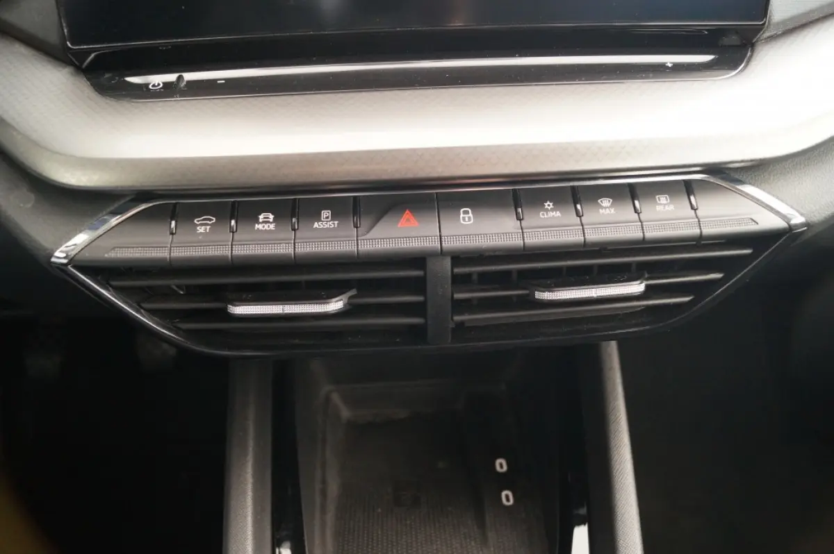 1.0 TSI 110pk Business Edition -NAVI-ECC-TREKHAAK-