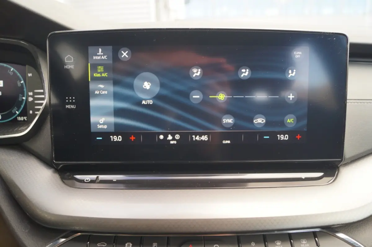 1.0 TSI 110pk Business Edition -NAVI-ECC-TREKHAAK-