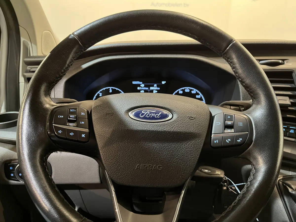 2.0 TDCI L1H1 Trend 130 PK / Servicebus / Bott Inrichting / Euro 6 / Schuifdeur L+R / Airco / CarPlay / Cruise Control / Camera / Navigatie / Klep / 3-Zits