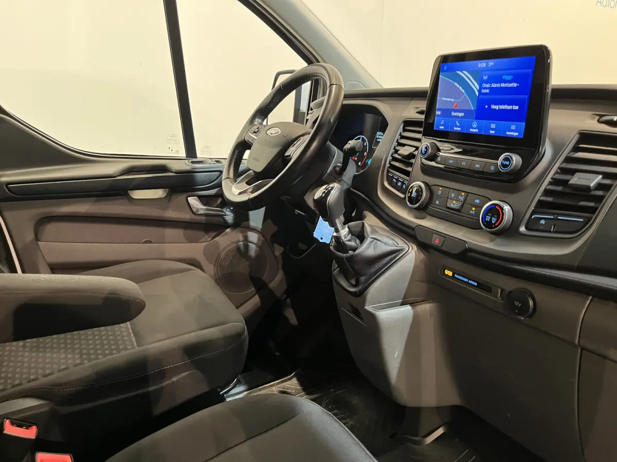 2.0 TDCI L1H1 Trend 130 PK / Servicebus / Bott Inrichting / Euro 6 / Schuifdeur L+R / Airco / CarPlay / Cruise Control / Camera / Navigatie / Klep / 3-Zits