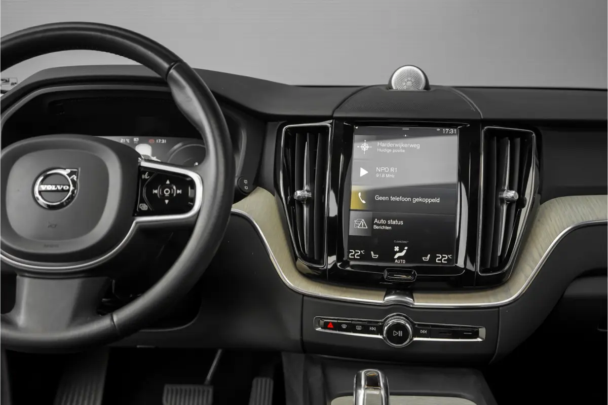 2.0 T8 Twin Engine AWD Inscription Pano CarPlay Camera 360° Trekhaak 20"