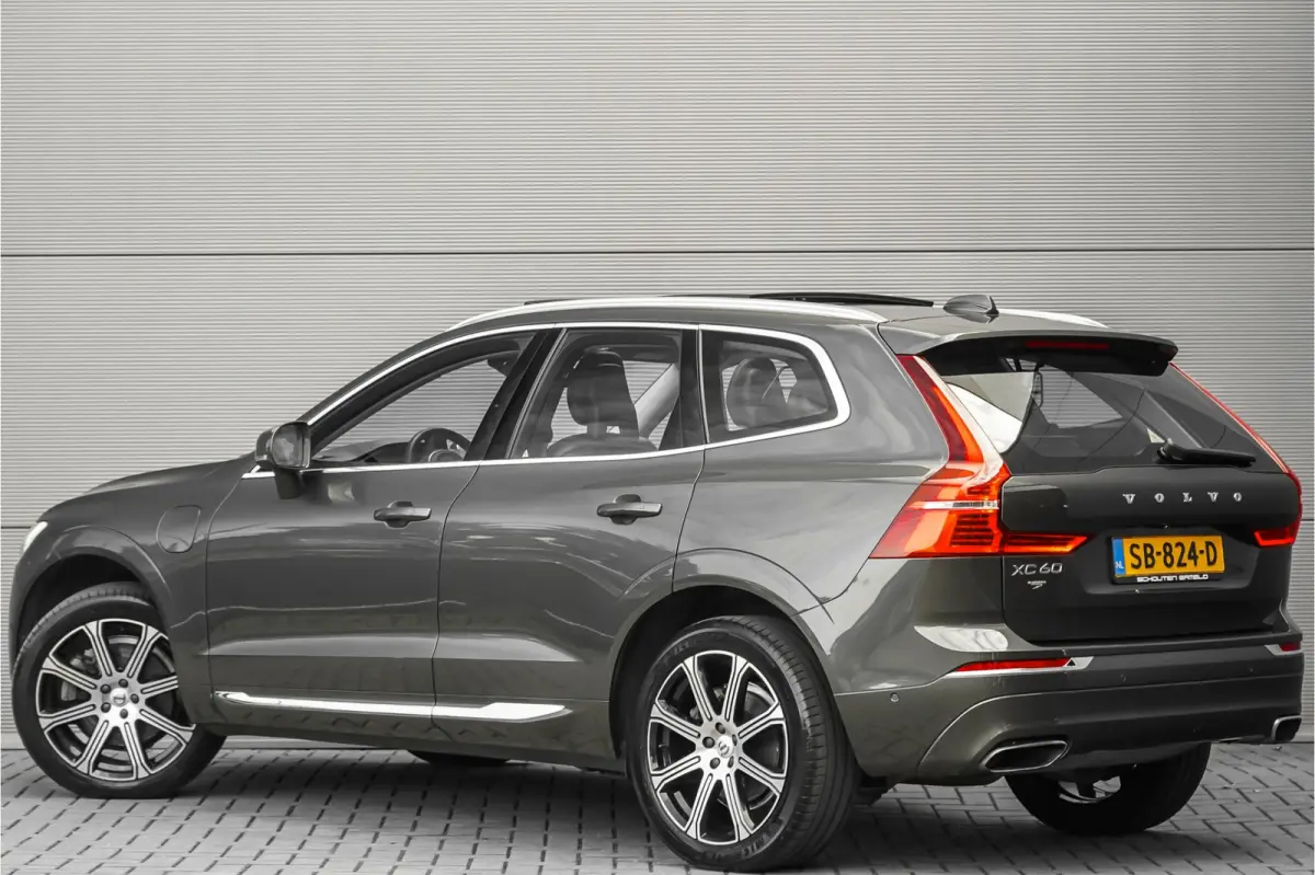2.0 T8 Twin Engine AWD Inscription Pano CarPlay Camera 360° Trekhaak 20"