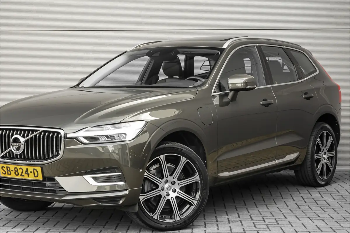 2.0 T8 Twin Engine AWD Inscription Pano CarPlay Camera 360° Trekhaak 20"