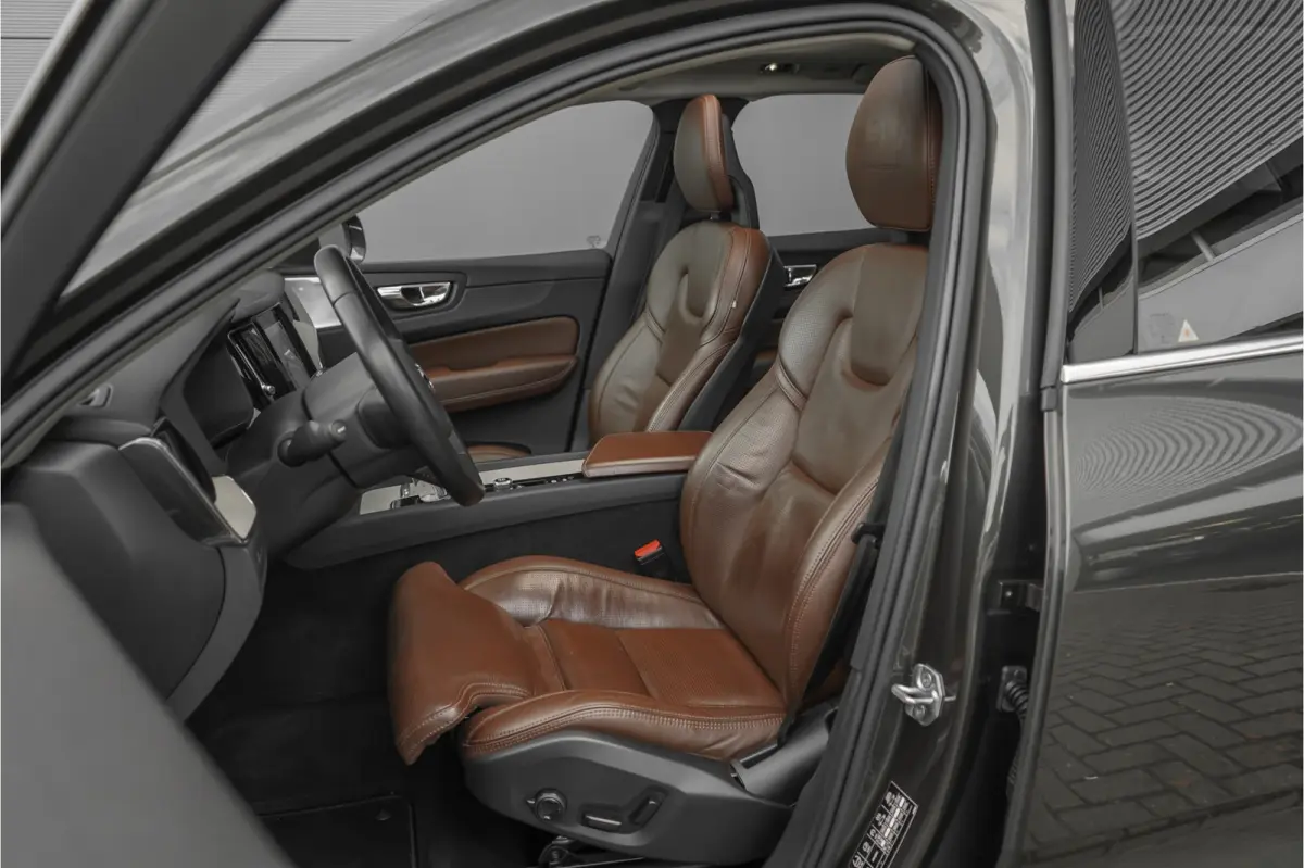 2.0 T8 Twin Engine AWD Inscription Pano CarPlay Camera 360° Trekhaak 20"