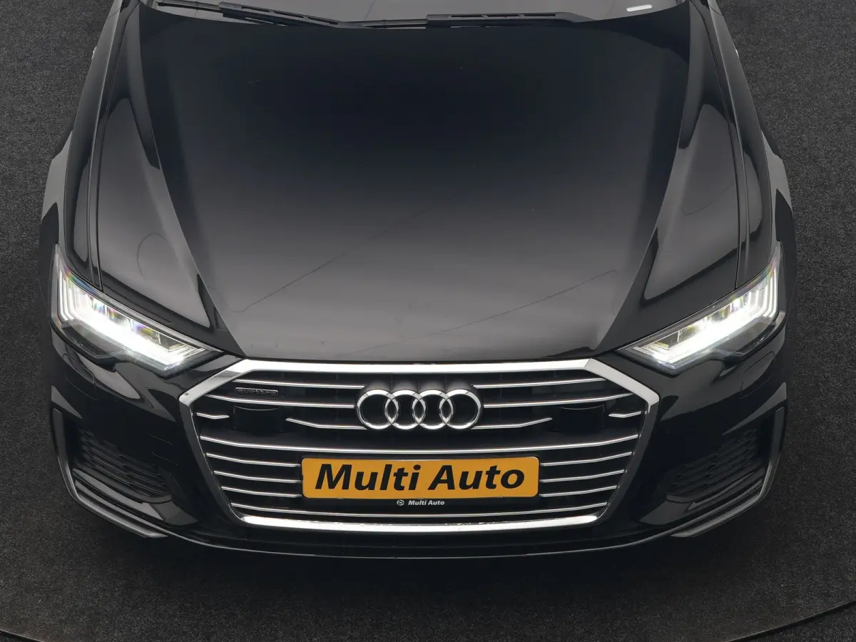 50 TFSI e Quattro S Line PHEV 300pk Dealer O.H | Trekhaak Af Fabriek | Adaptive Cruise | Camera | Matrix LED | Sportstoelen Verwarmd | Sfeerverlichting | Apple Carplay | DAB | Navigatie | Vi