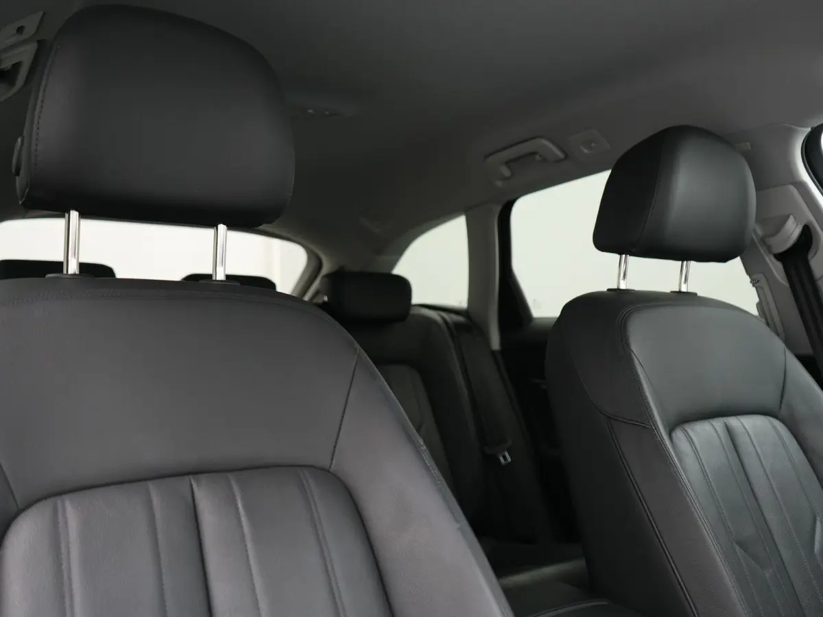 50 TFSI e Quattro S Line PHEV 300pk Dealer O.H | Trekhaak Af Fabriek | Adaptive Cruise | Camera | Matrix LED | Sportstoelen Verwarmd | Sfeerverlichting | Apple Carplay | DAB | Navigatie | Vi