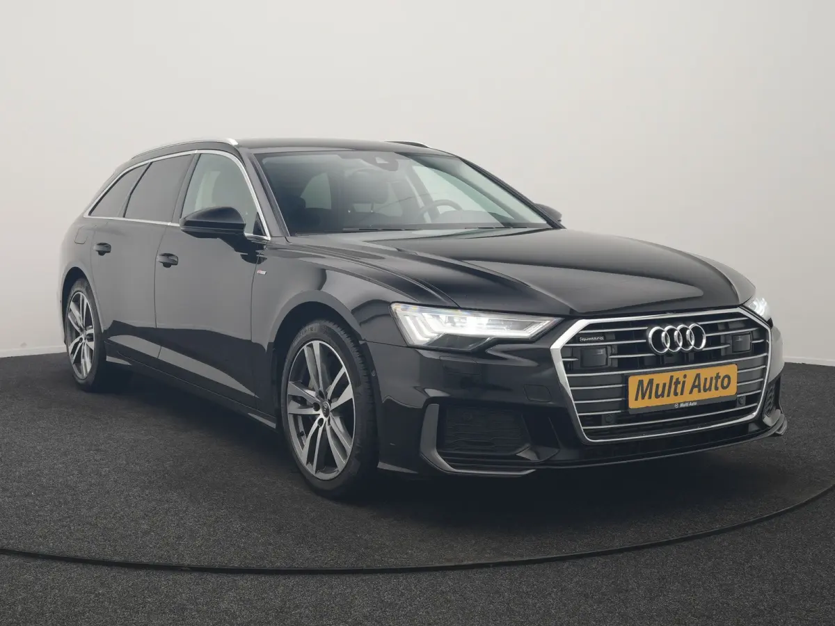 50 TFSI e Quattro S Line PHEV 300pk Dealer O.H | Trekhaak Af Fabriek | Adaptive Cruise | Camera | Matrix LED | Sportstoelen Verwarmd | Sfeerverlichting | Apple Carplay | DAB | Navigatie | Vi