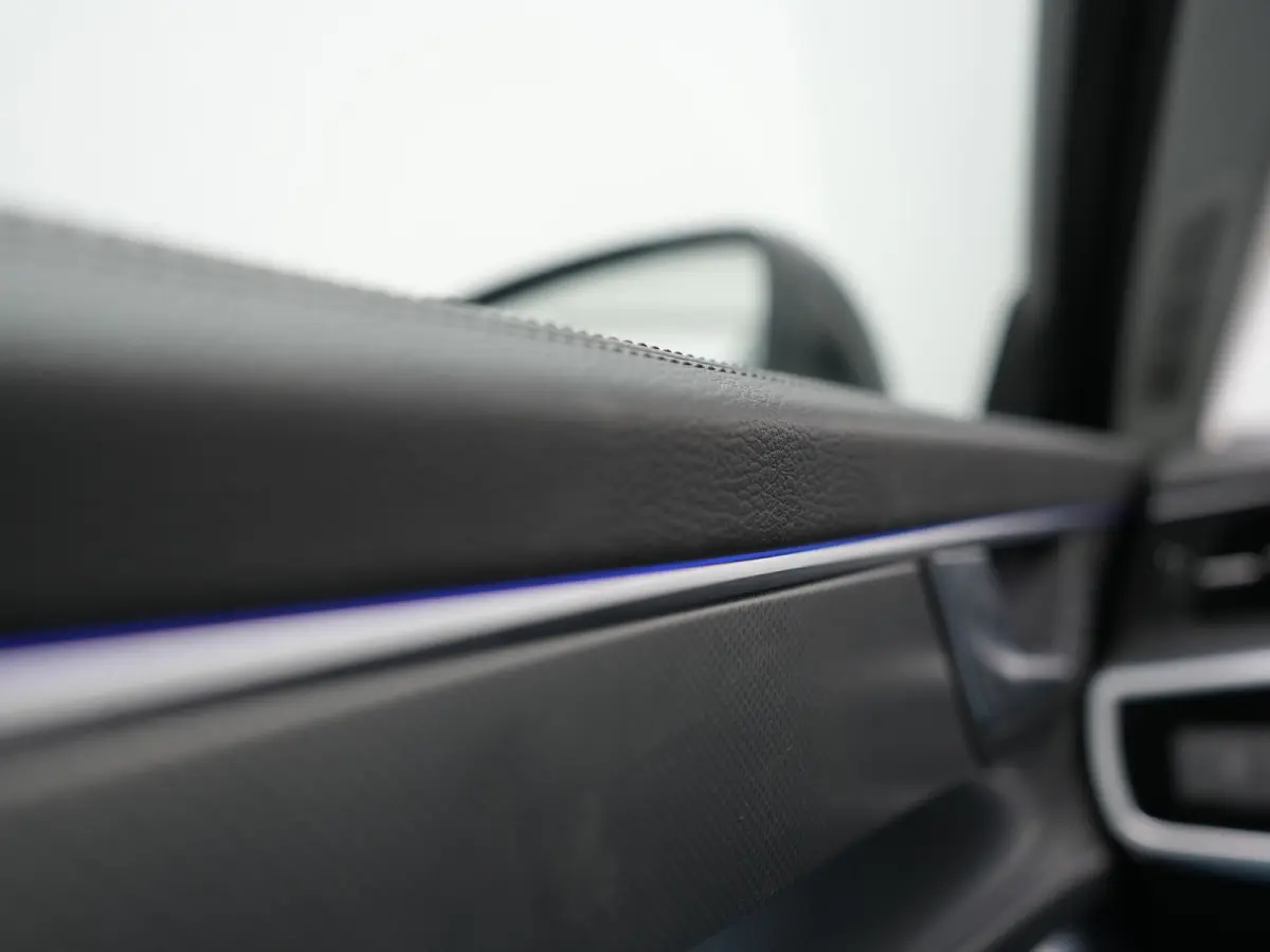 50 TFSI e Quattro S Line PHEV 300pk Dealer O.H | Trekhaak Af Fabriek | Adaptive Cruise | Camera | Matrix LED | Sportstoelen Verwarmd | Sfeerverlichting | Apple Carplay | DAB | Navigatie | Vi