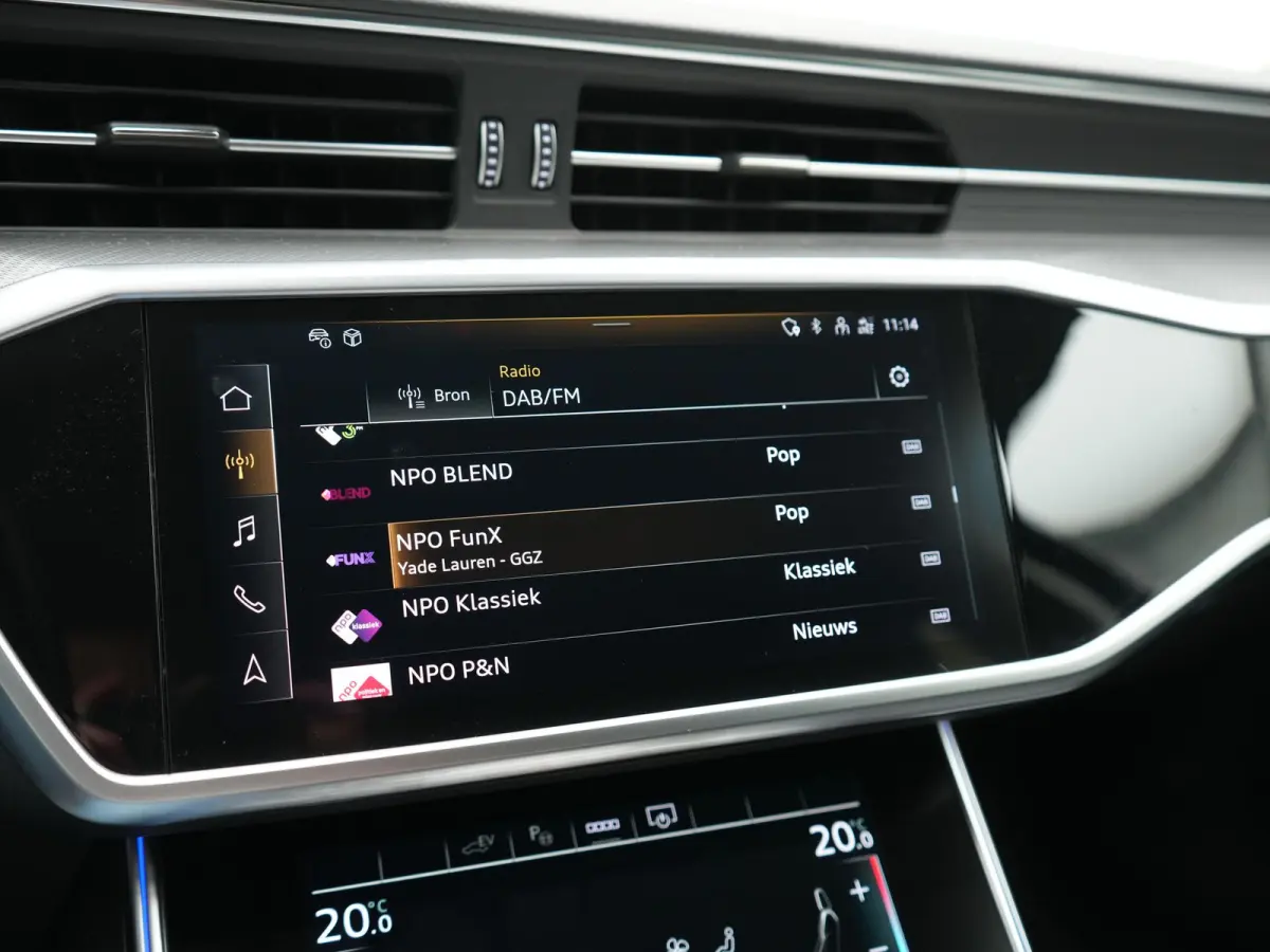 50 TFSI e Quattro S Line PHEV 300pk Dealer O.H | Trekhaak Af Fabriek | Adaptive Cruise | Camera | Matrix LED | Sportstoelen Verwarmd | Sfeerverlichting | Apple Carplay | DAB | Navigatie | Vi
