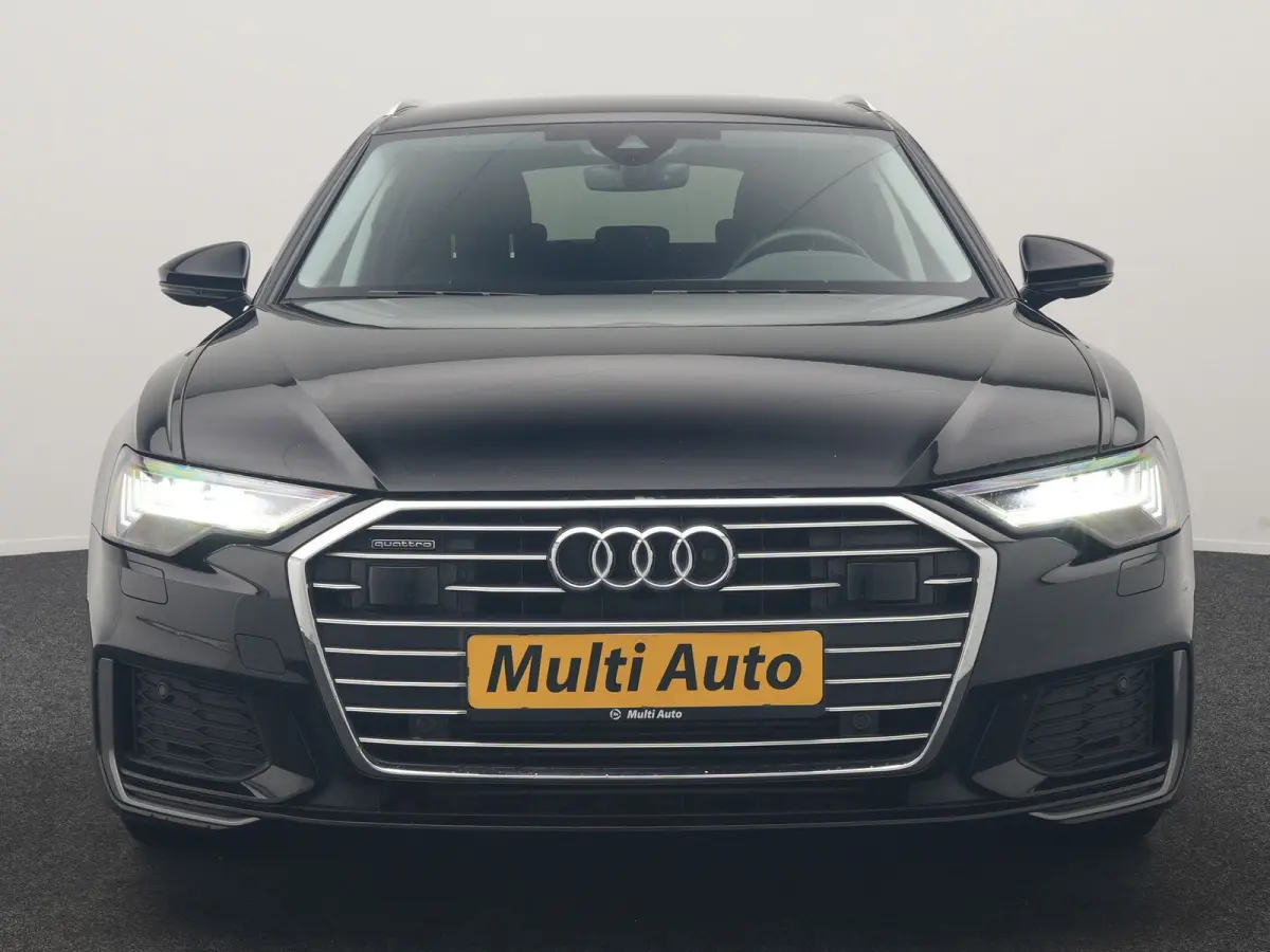 50 TFSI e Quattro S Line PHEV 300pk Dealer O.H | Trekhaak Af Fabriek | Adaptive Cruise | Camera | Matrix LED | Sportstoelen Verwarmd | Sfeerverlichting | Apple Carplay | DAB | Navigatie | Vi